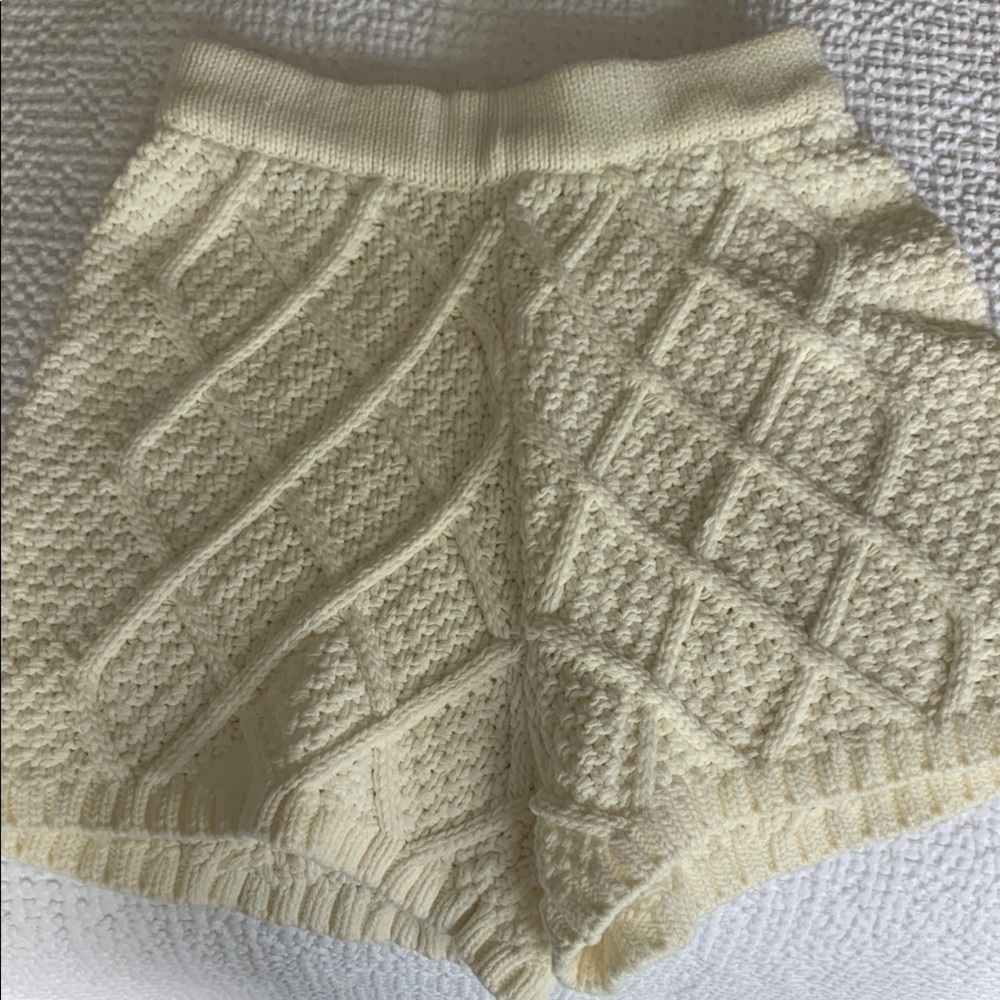 Sabo Cream Knit Women's Shorts - Size XS
